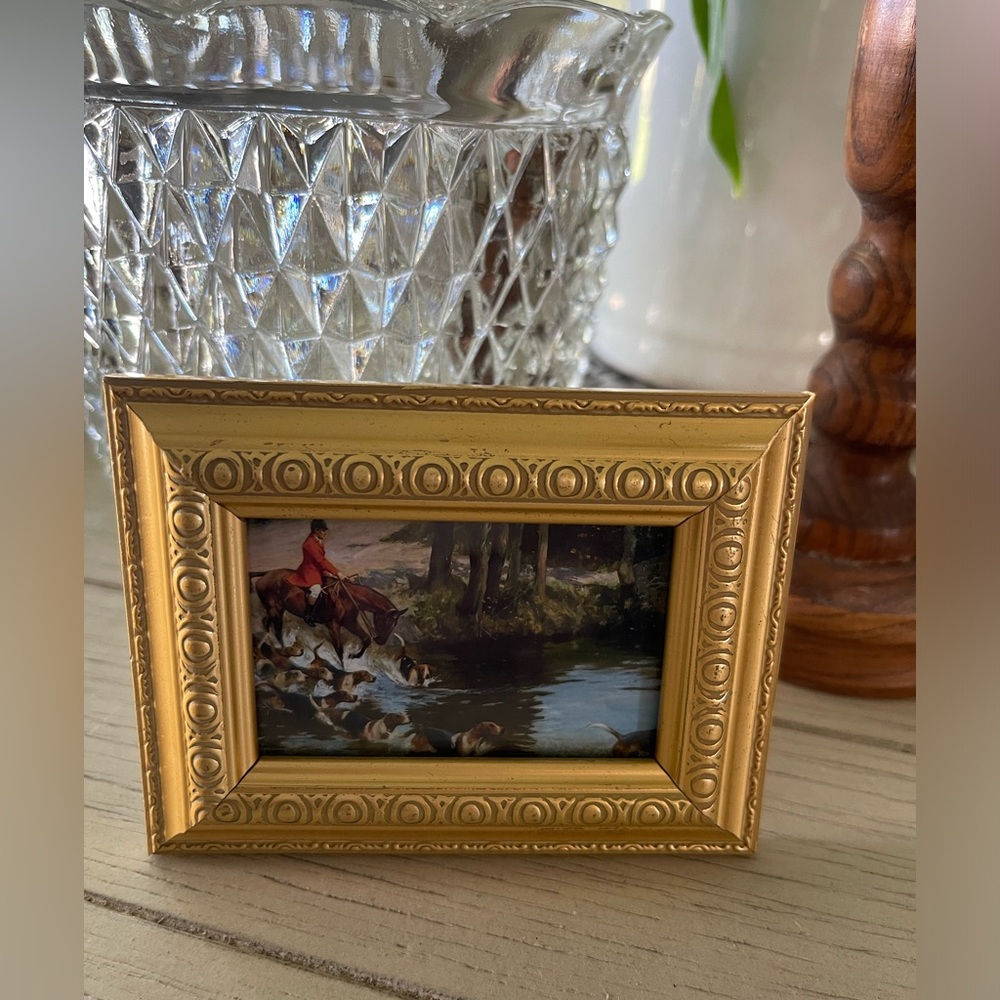 Vintage Style Foxhunting into the River Mini pic and Gold Frame